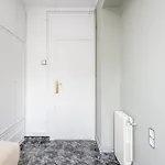 3 Bdr In Cornella 5 Mins Form The Metro 公寓 *