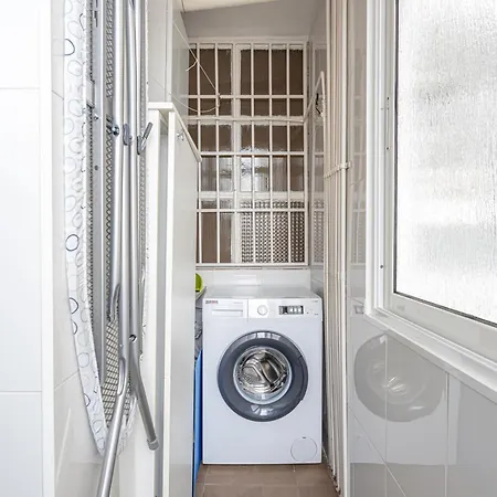 Daire 3 Bdr In Cornella 5 Mins Form The Metro Cornellà de Llobregat