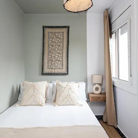 Apartment 3 Bdr In Cornella 5 Mins Form The Metro