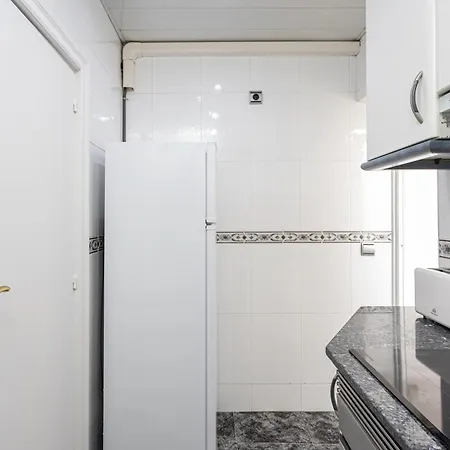Apartment 3 Bdr In Cornella 5 Mins Form The Metro